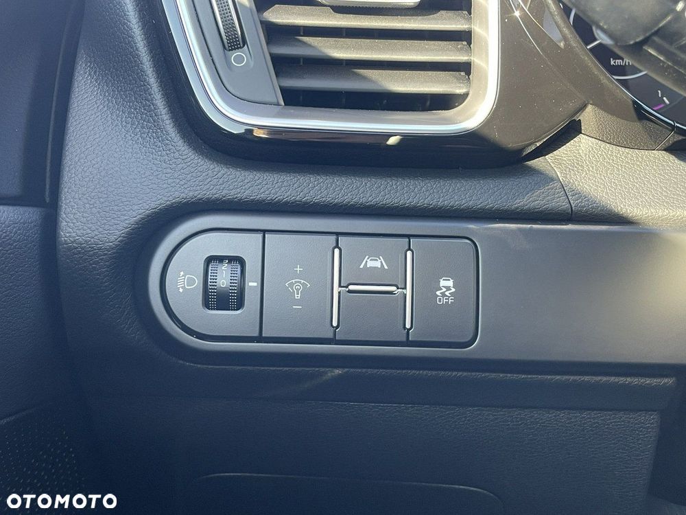 Kia XCeed 1.5 T-GDI Business Line DCT - 27