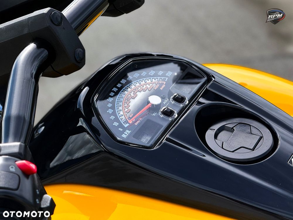 Suzuki Boulevard - 6