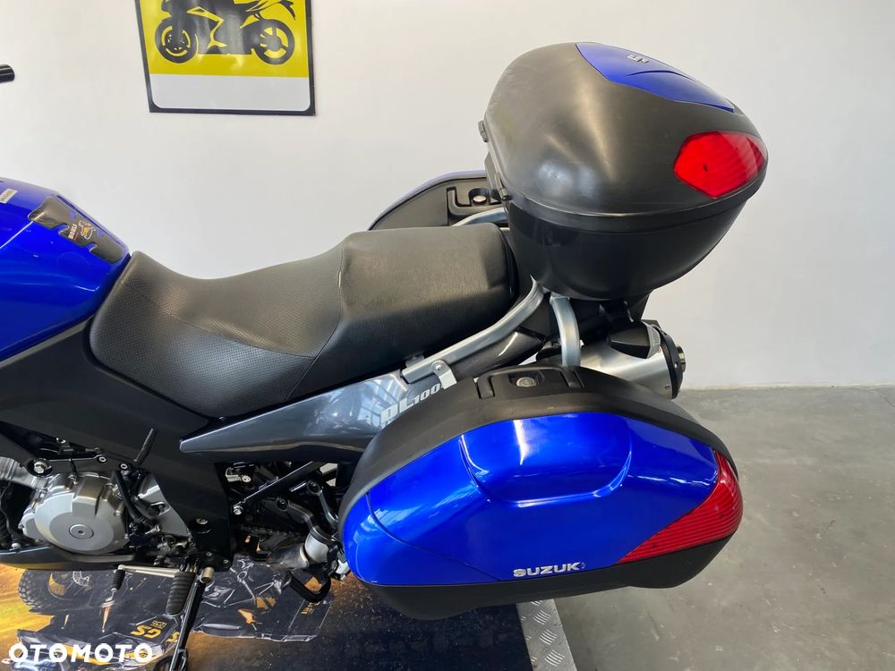 Suzuki V-STROM - 18