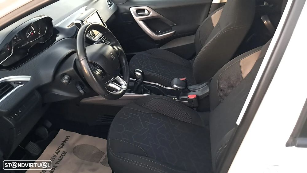 Peugeot 2008 1.6 BlueHDi Style - 12