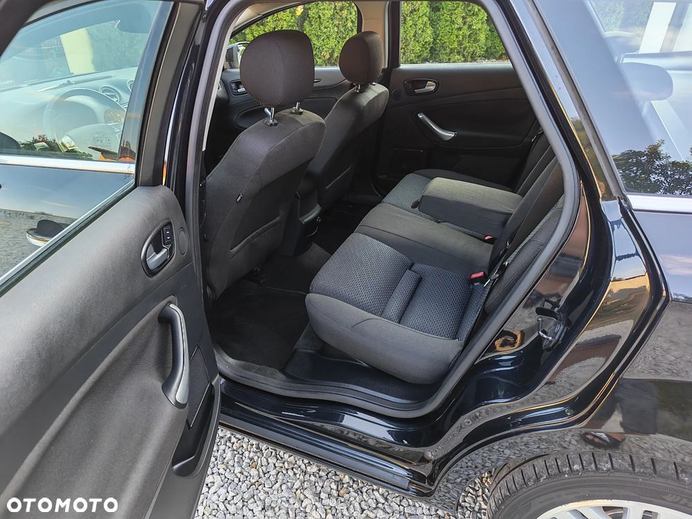 Ford Mondeo 2.0 Ghia X100 / X - 14