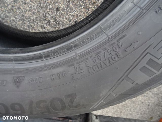 205/60/R16 XL Continental All Season Contact - 7