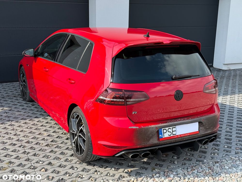Volkswagen Golf - 5