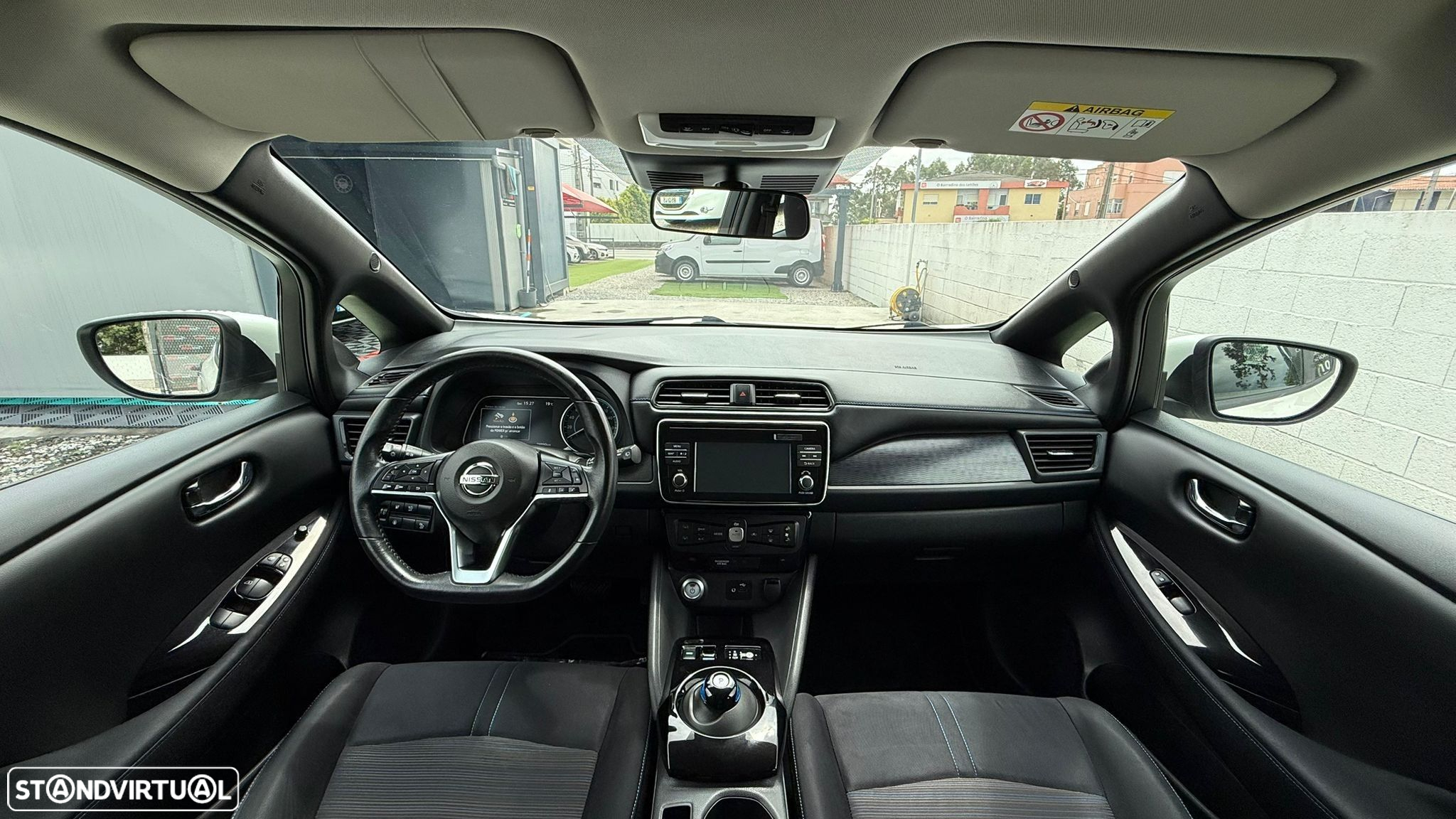 Nissan Leaf N-Connecta - 22