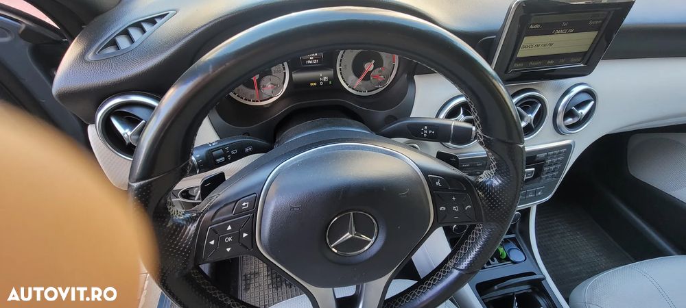 Mercedes-Benz A 200 d 7G-DCT Motorsport Edition - 8