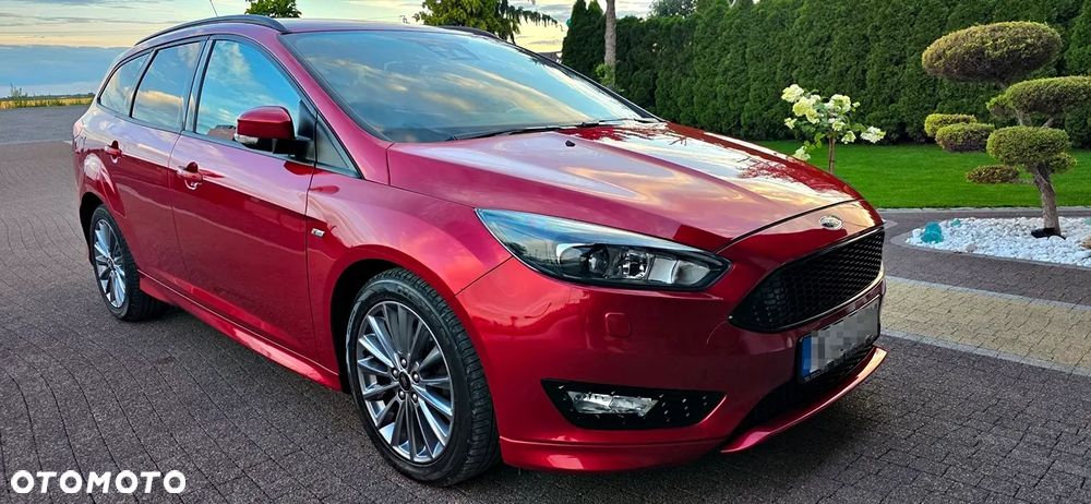 Ford Focus 1.0 EcoBoost ST-Line Red ASS - 2
