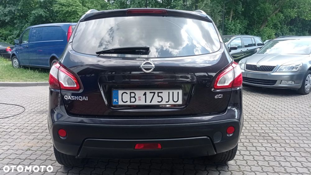 Nissan Qashqai 2.0 dCi DPF tekna - 15