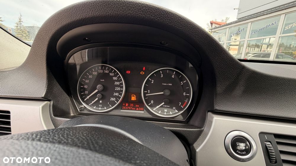 BMW Seria 3 - 16