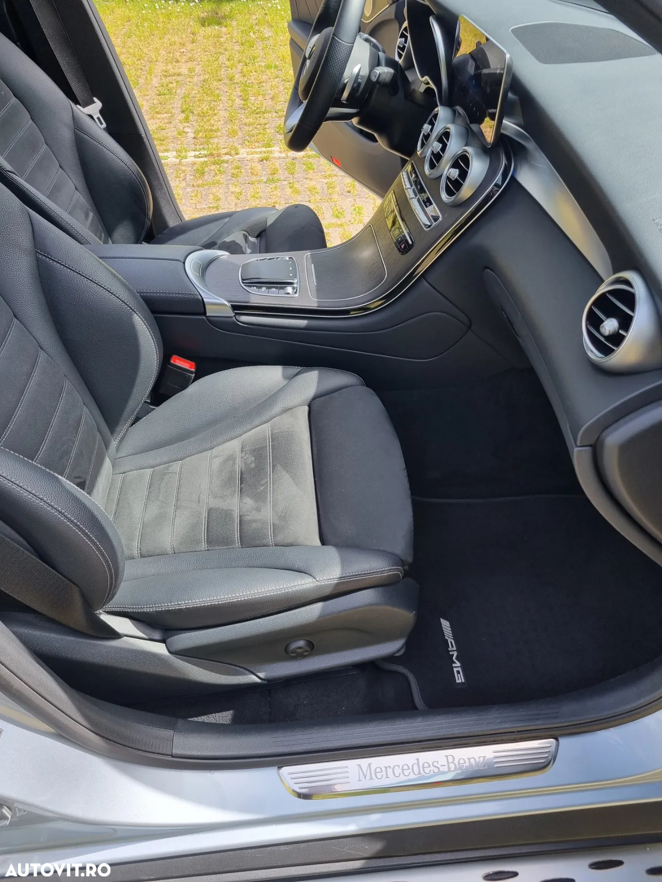 Mercedes-Benz GLC 220 d 4Matic 9G-TRONIC AMG Line - 13