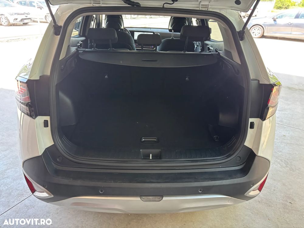 Kia Sportage 1.6 T-GDI HEV 6AT 4x2 Style - 9