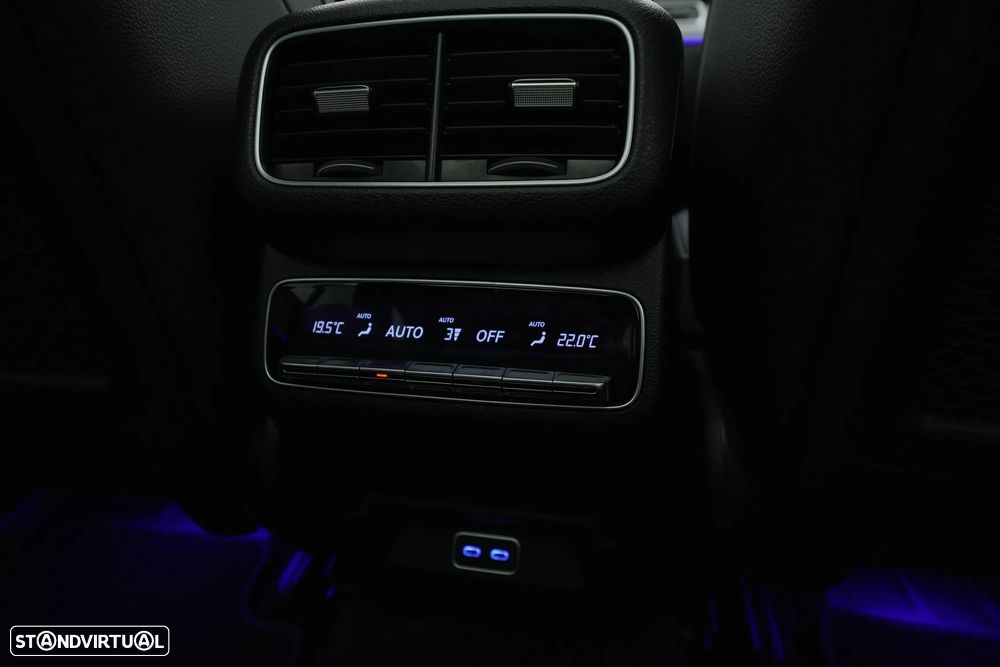 Mercedes-Benz GLE 300 d 4Matic - 29