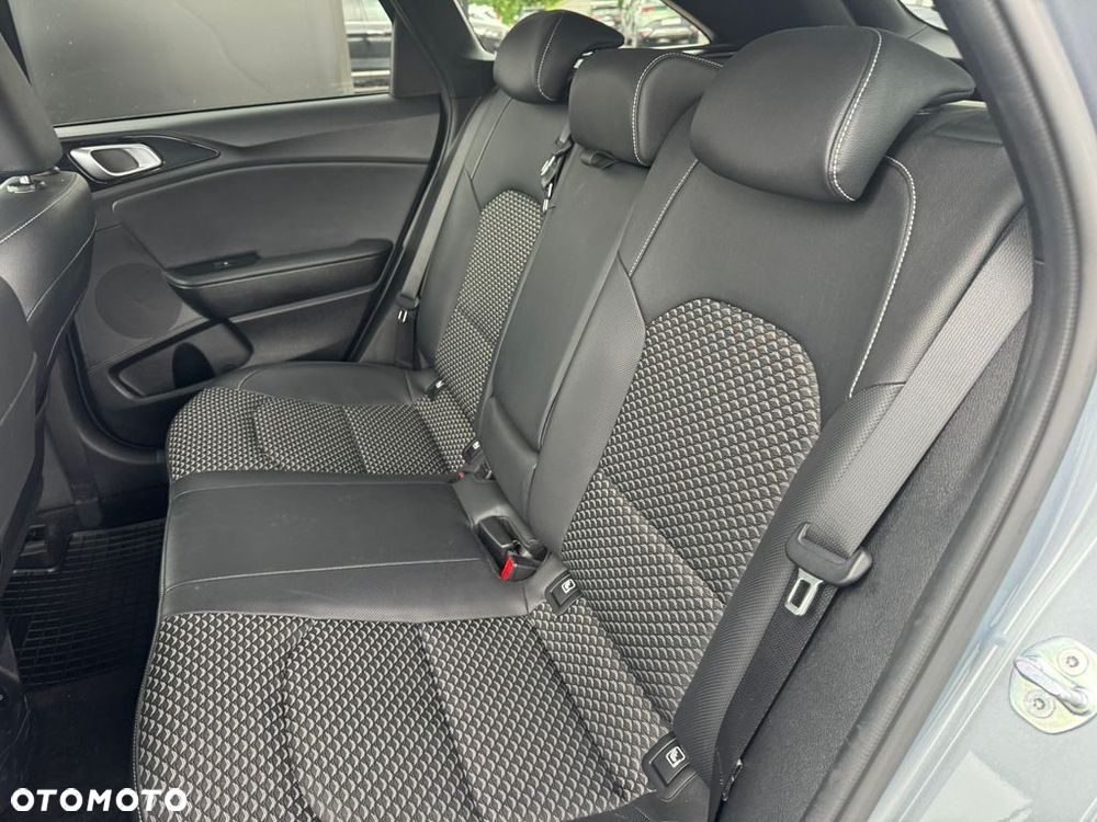 Kia Ceed 1.5 T-GDI L DCT - 19