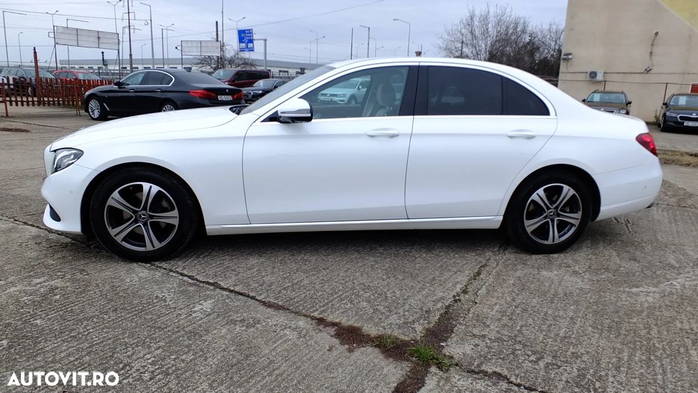 Mercedes-Benz E 220 d 9G-TRONIC Exclusive - 3