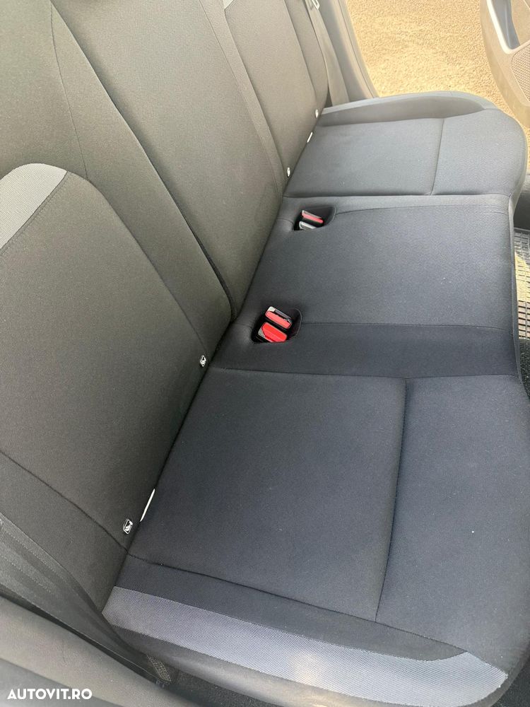 Dacia Duster dCi 110 2WD Prestige - 12