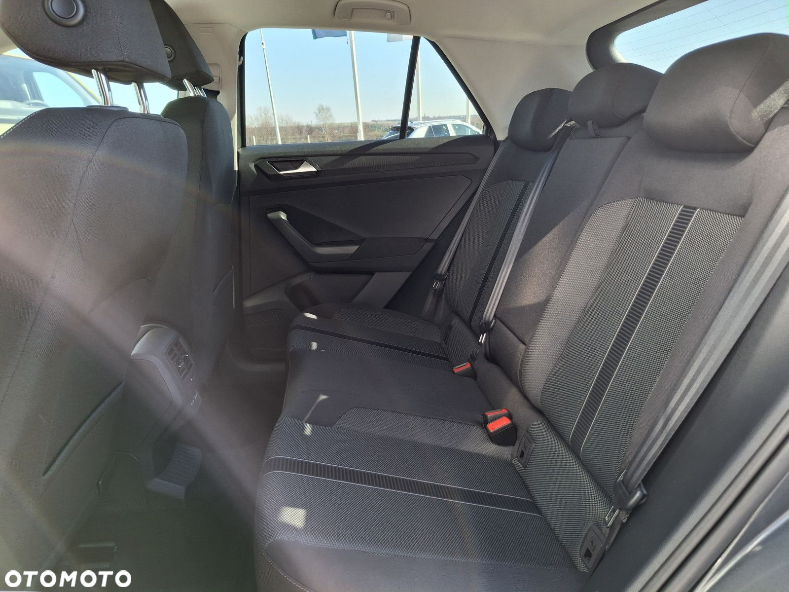 Volkswagen T-Roc 1.5 TSI Life - 15