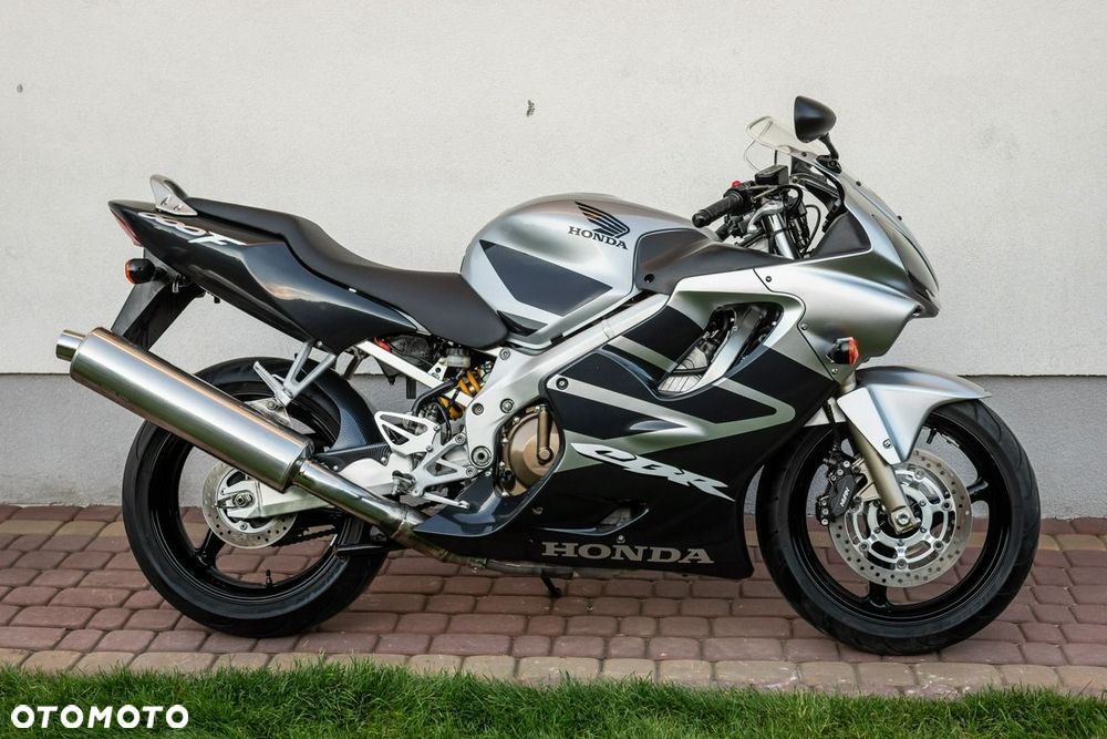 Honda CBR - 4