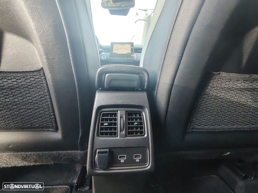 Renault Captur 1.0 TCe Techno - 27