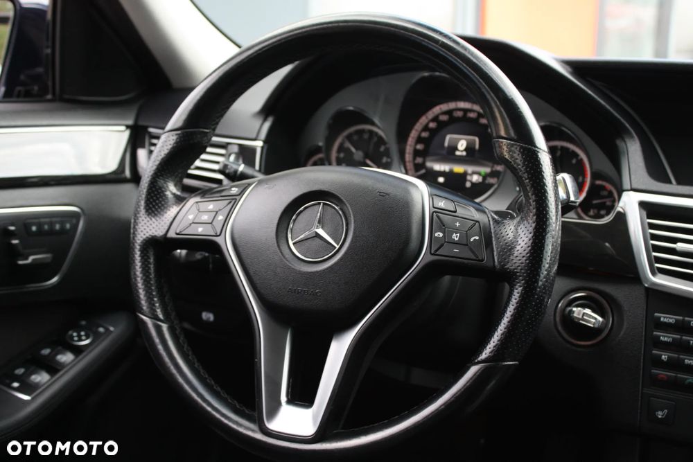Mercedes-Benz Klasa E 220 CDI 7G-TRONIC Avantgarde - 19
