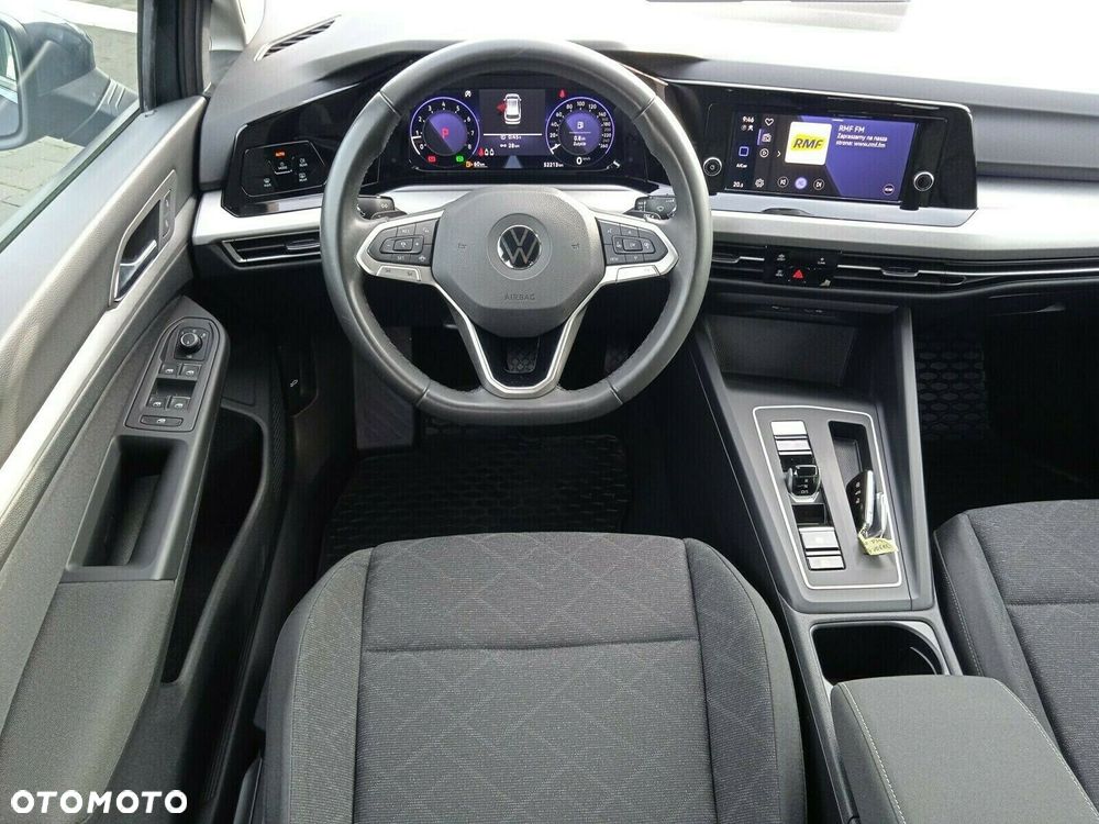 Volkswagen Golf - 11