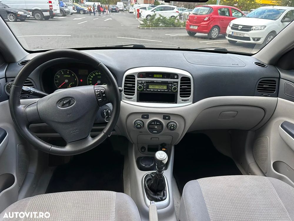 Hyundai Accent MC 1.5 CRDI GLS CONFORT+ TR - 15