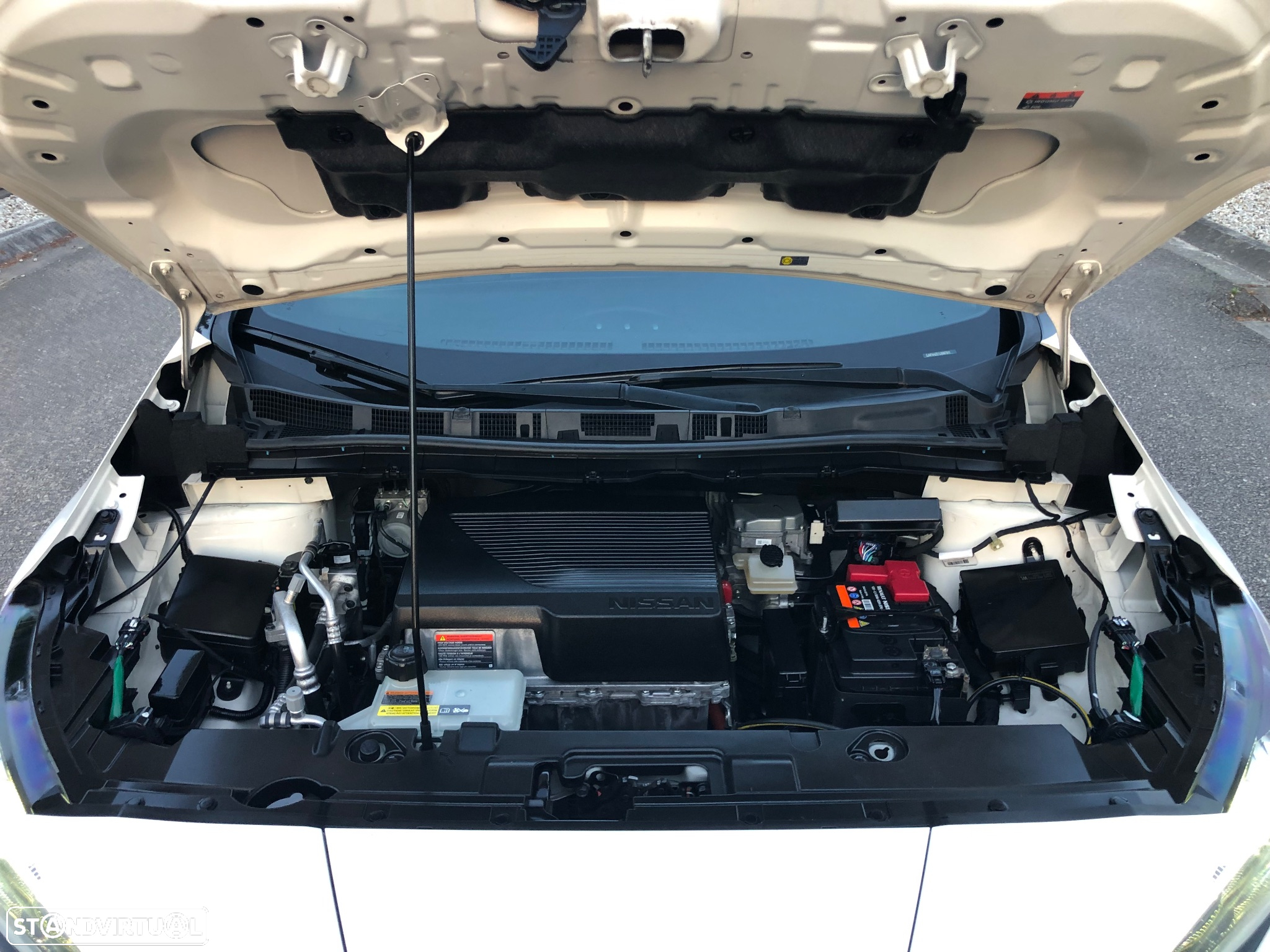 Nissan Leaf Tekna Two Tone+ProPilot Park - 33