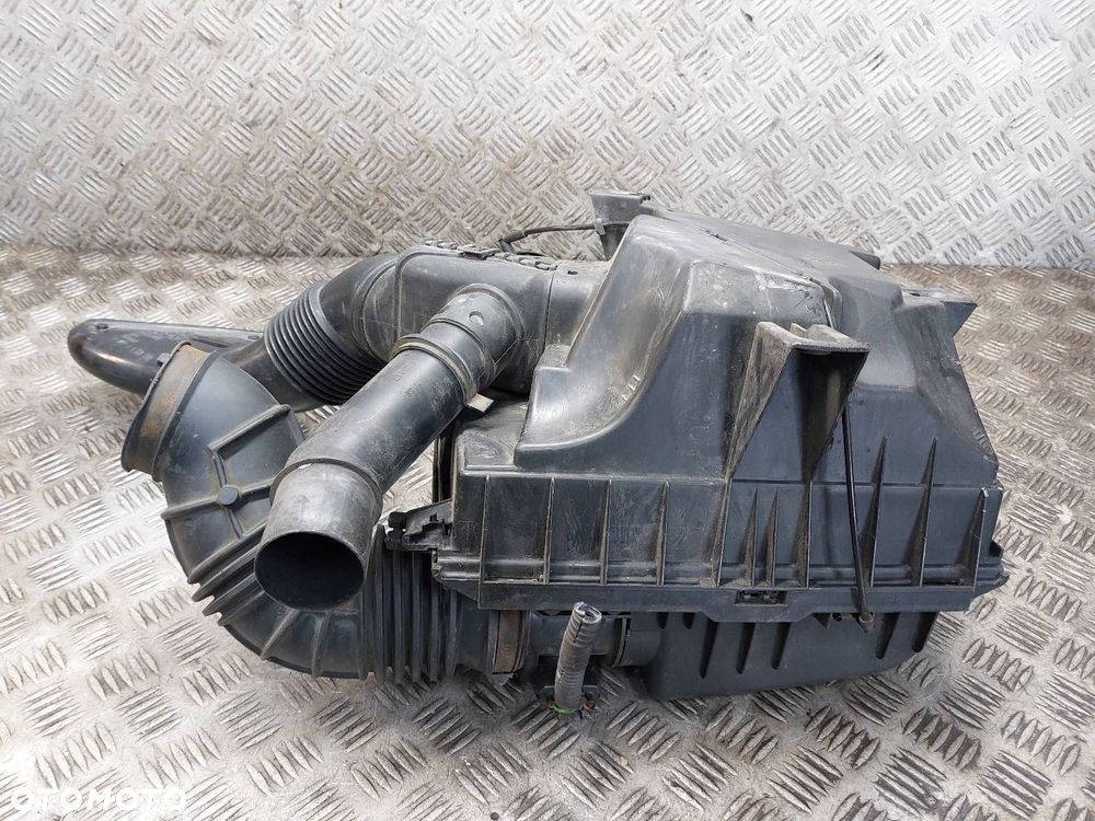 OBUDOWA FILTRA POWIETRZA PRZEPŁYWOMIERZ RURA DOLOT VOLVO S60 I 2.4 20V - 8