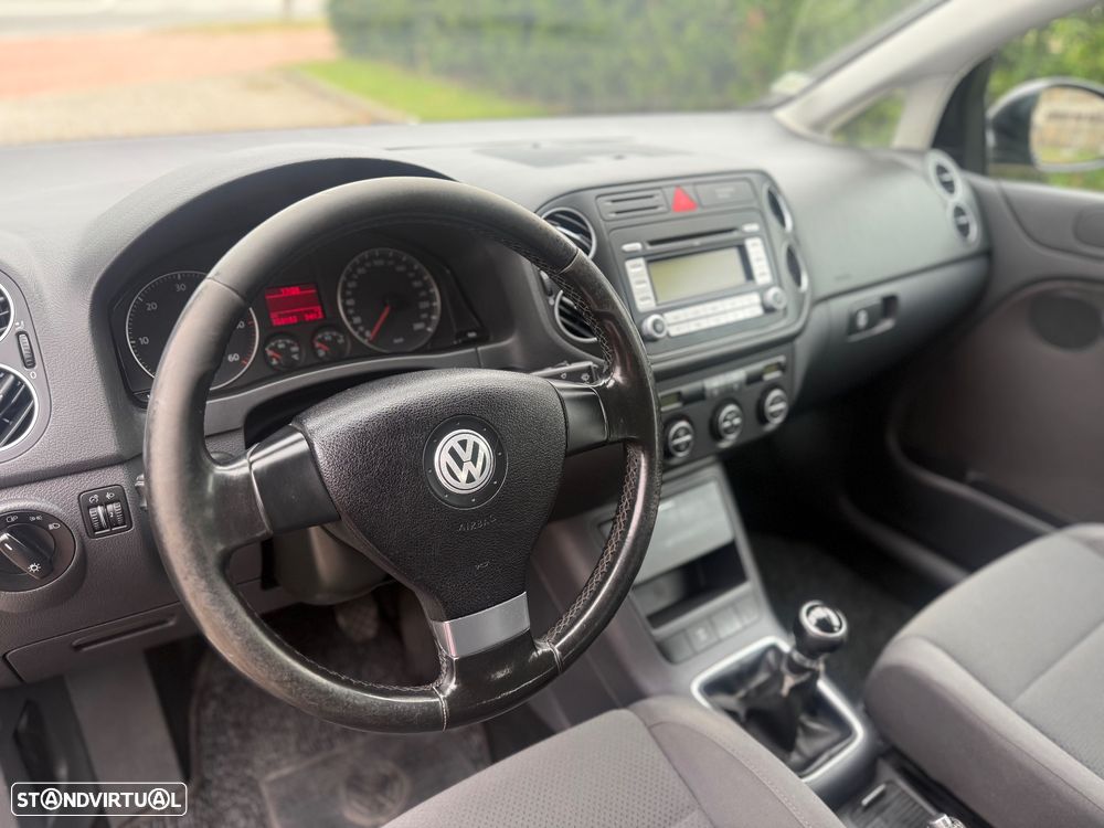 VW Golf Plus 1.9 TDi Trendline AC - 10