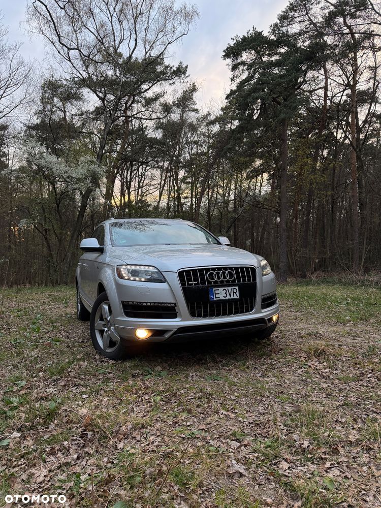 Audi Q7 - 10