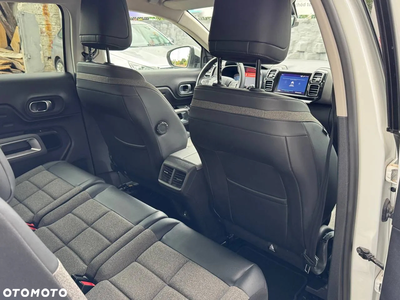 Citroën C5 Aircross Hybrid 225 e-EAT8 FEEL PACK - 28