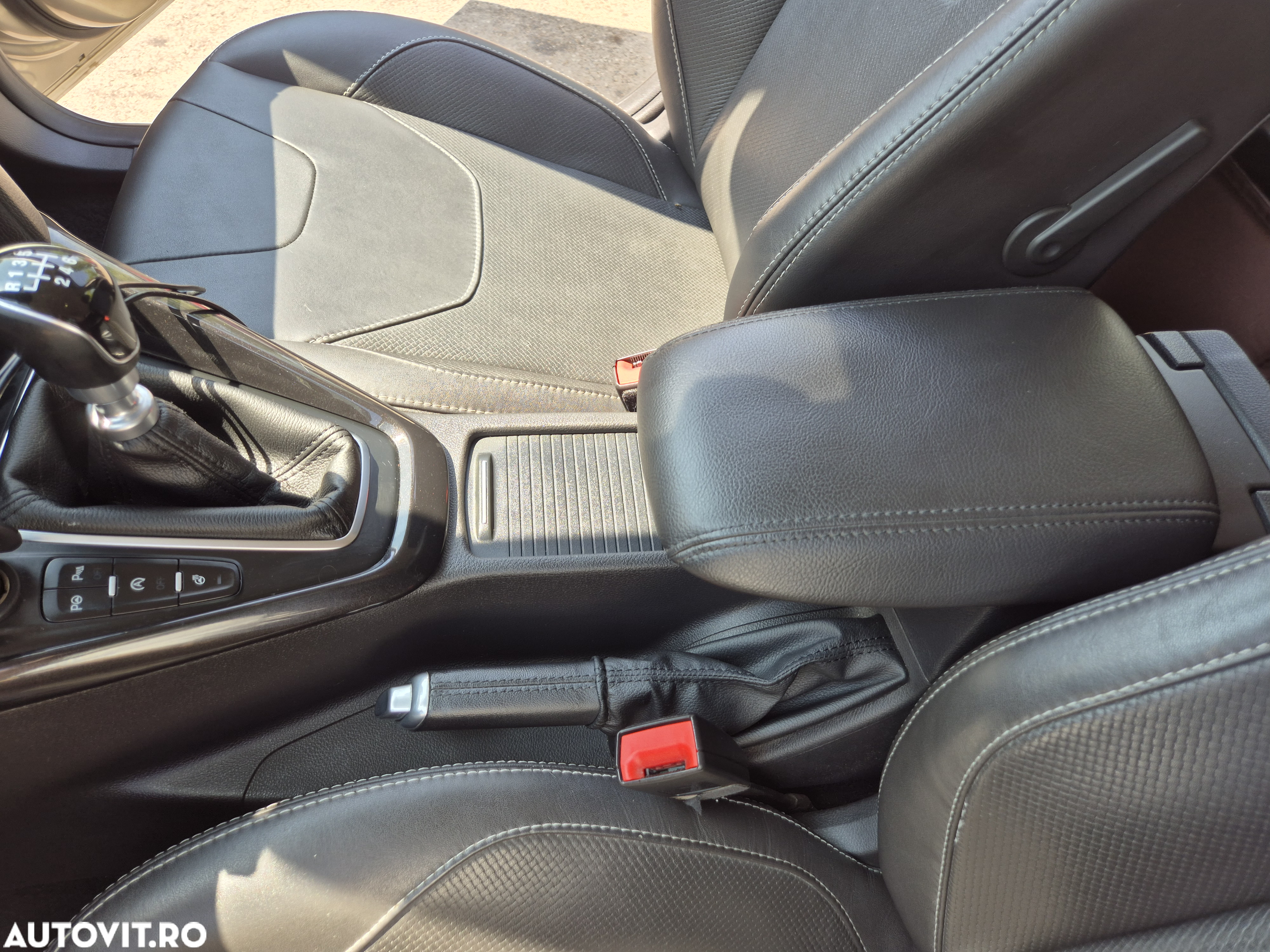 Ford Focus 1.5 Ecoboost Titanium - 11