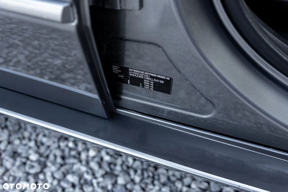 BMW X5 M M50d - 27