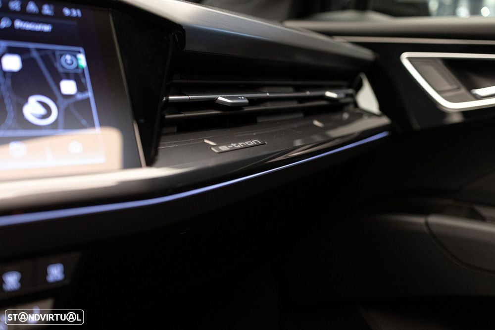 Audi Q4 e-tron 40 - 46