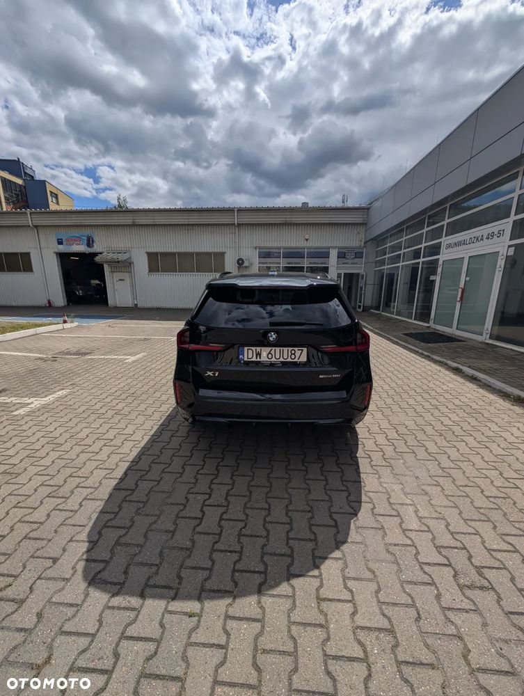 BMW X1 - 24