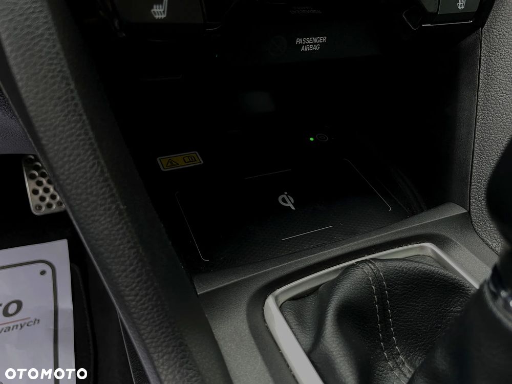 Honda Civic 1.5 T Elegance - 32