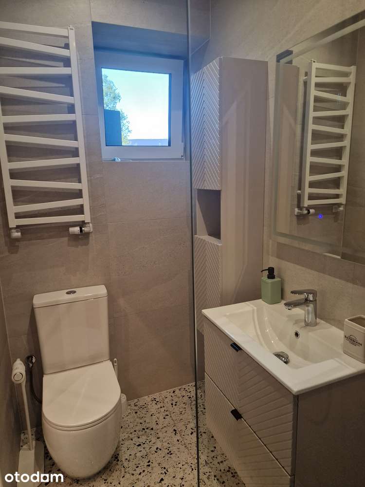 Nowa, duża kawalerka 35 m, BEZ CZYNSZU, gratis- Internet, 1-y najemca