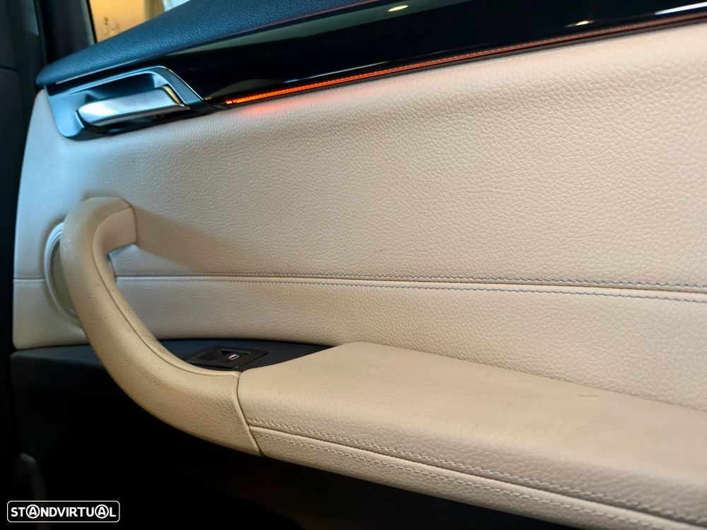 BMW X1 16 d sDrive Advantage - 27