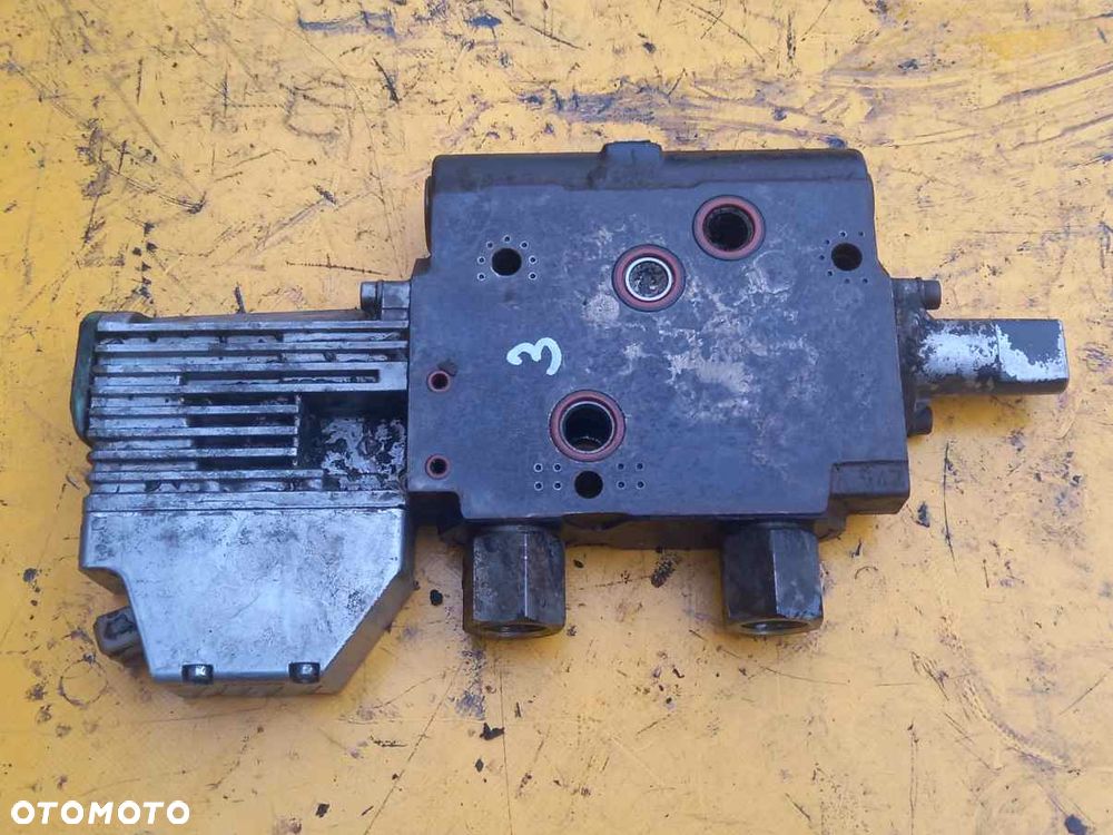 Sekcja elektroniczna Deutz Fahr Agrotron 180.7 - 7