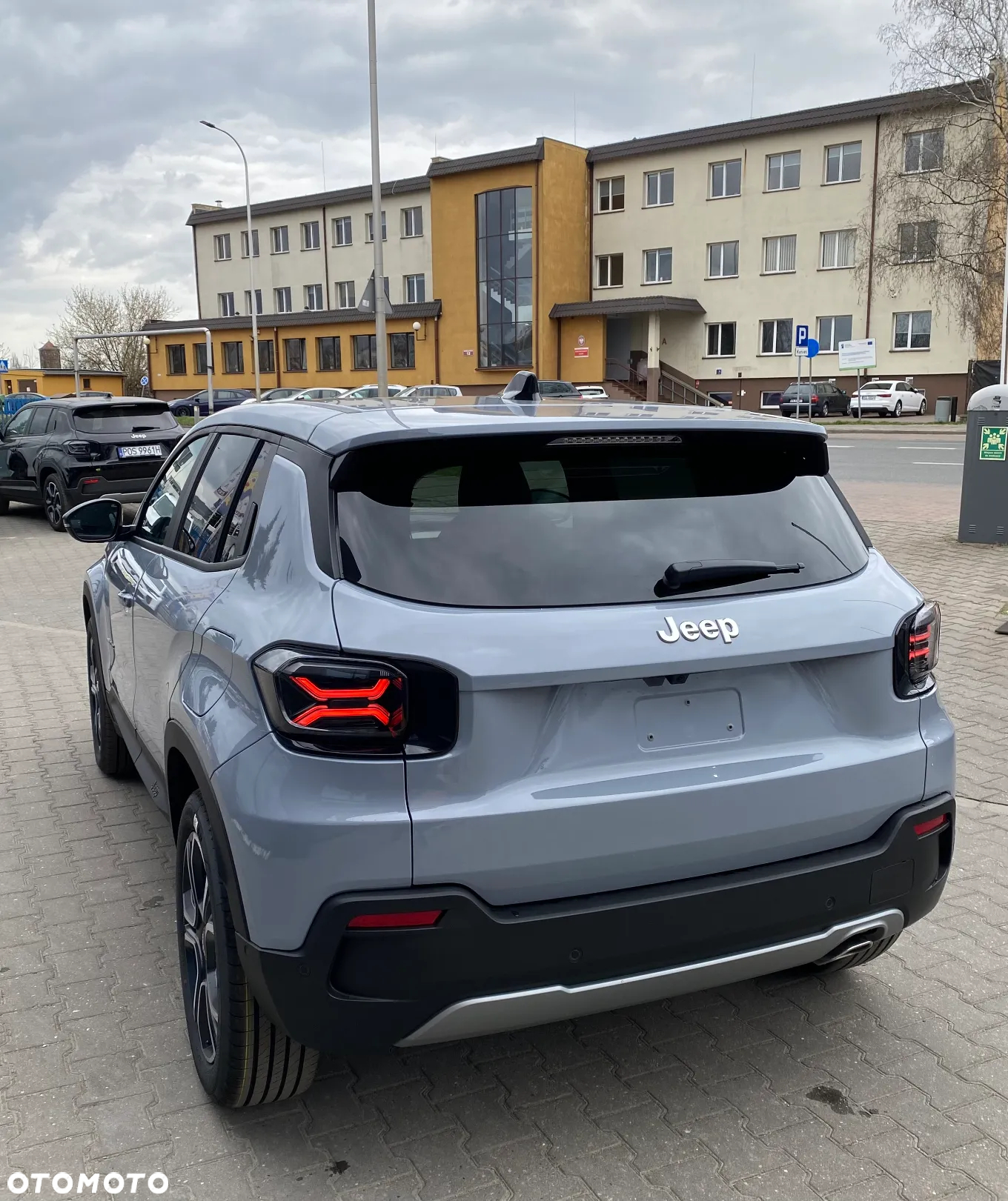 Jeep Avenger 1.2 T3 mHEV Summit FWD eDCT6 - 5