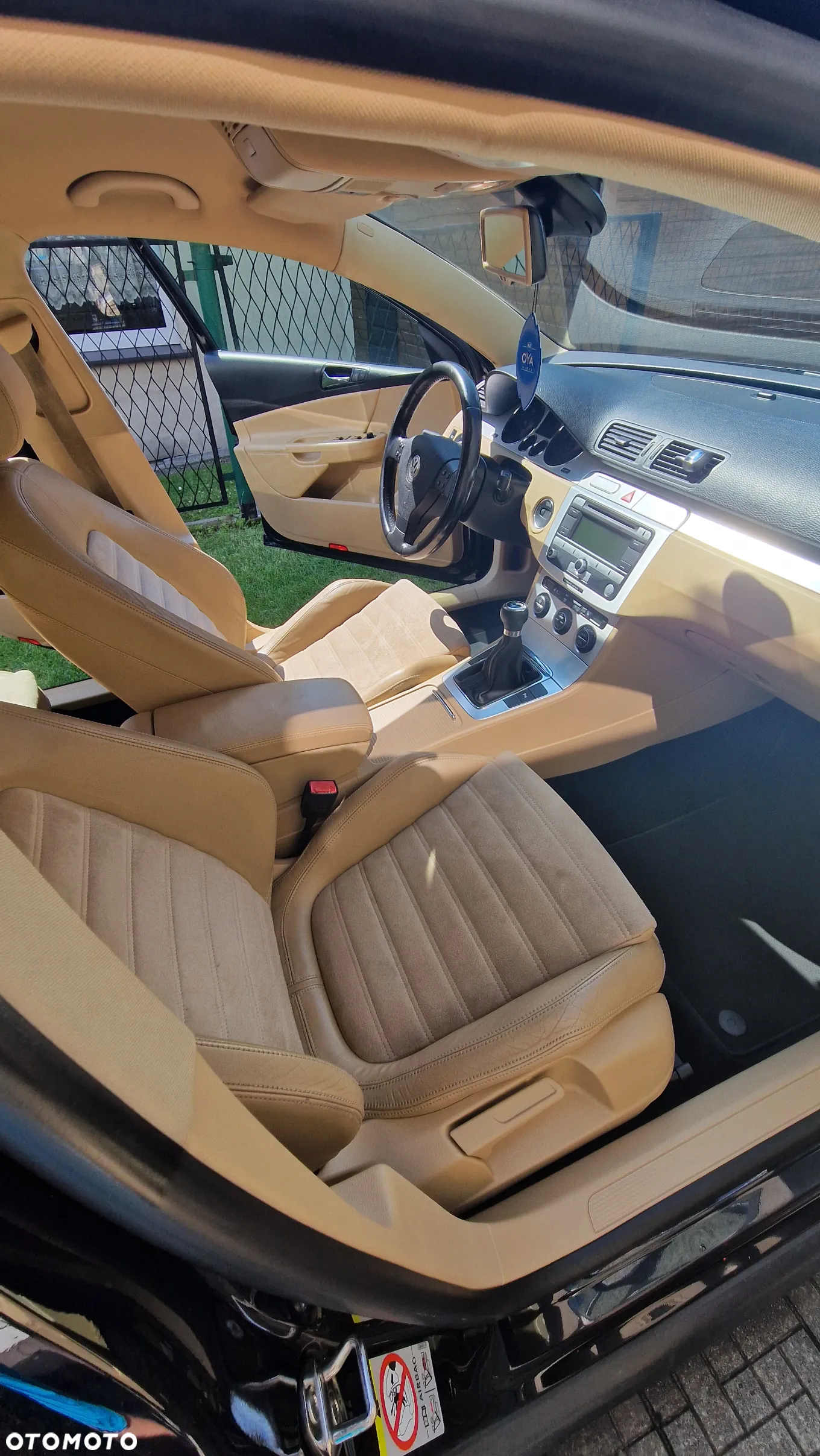 Volkswagen Passat - 17