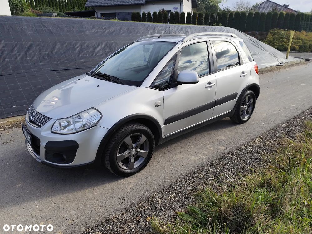 Suzuki SX4 2.0 DDiS Topline Edition 4WD - 2