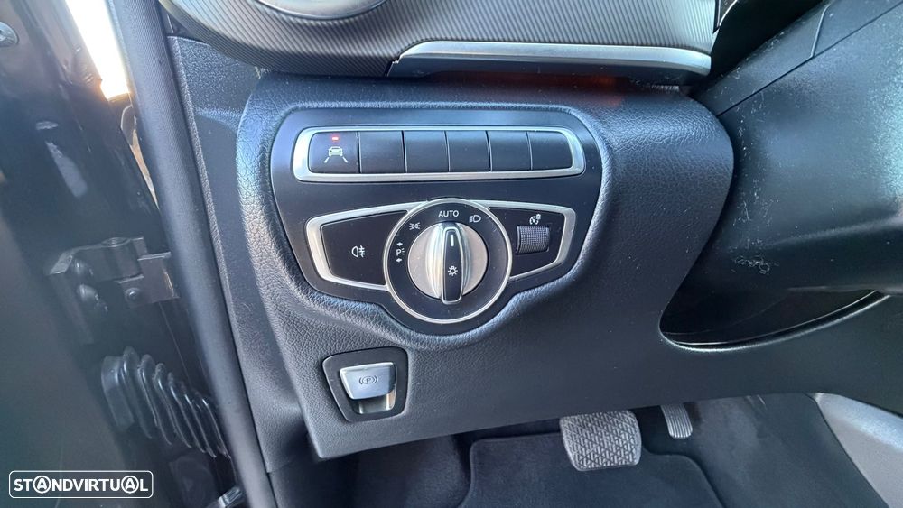 Mercedes-Benz V 220 d Longo Avantgarde Aut. - 23