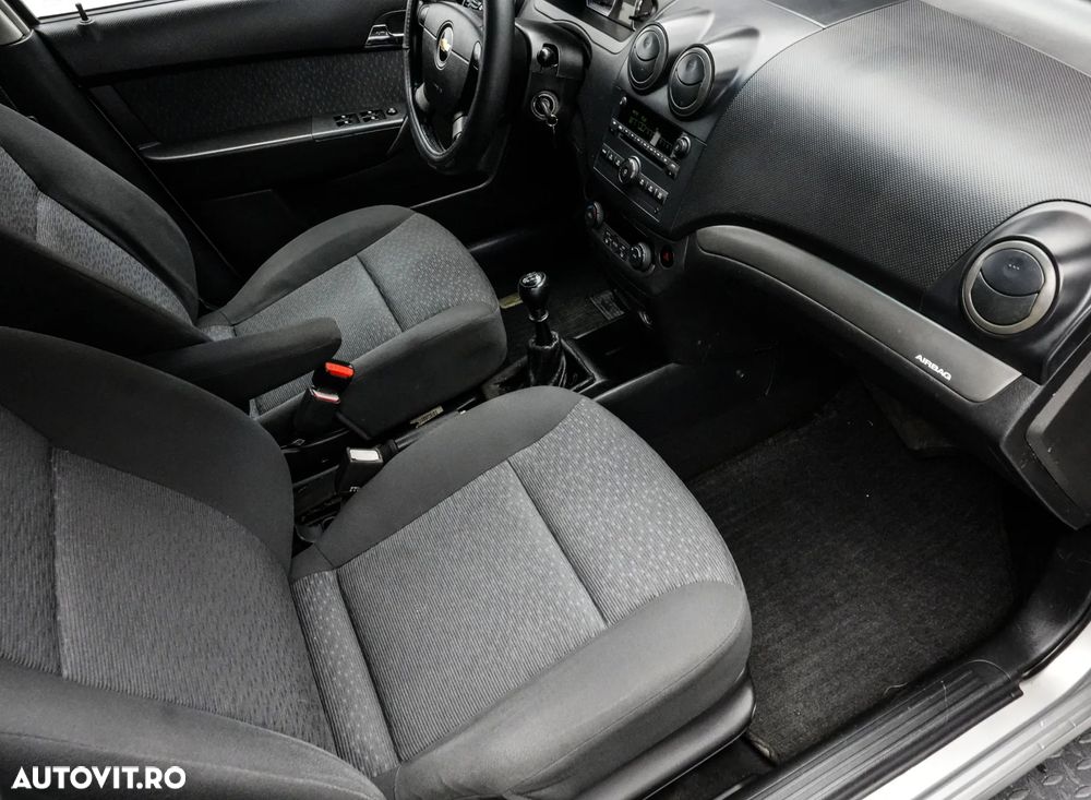 Chevrolet Aveo 1.4i Platinum - 12