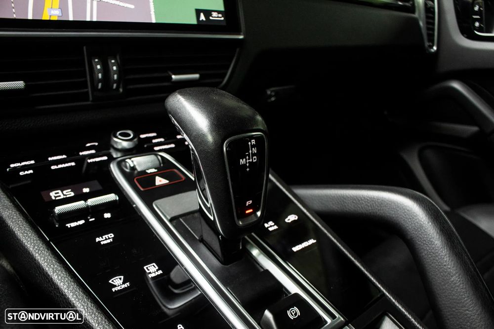 Porsche Cayenne Coupé E-Hybrid Tiptronic S - 20