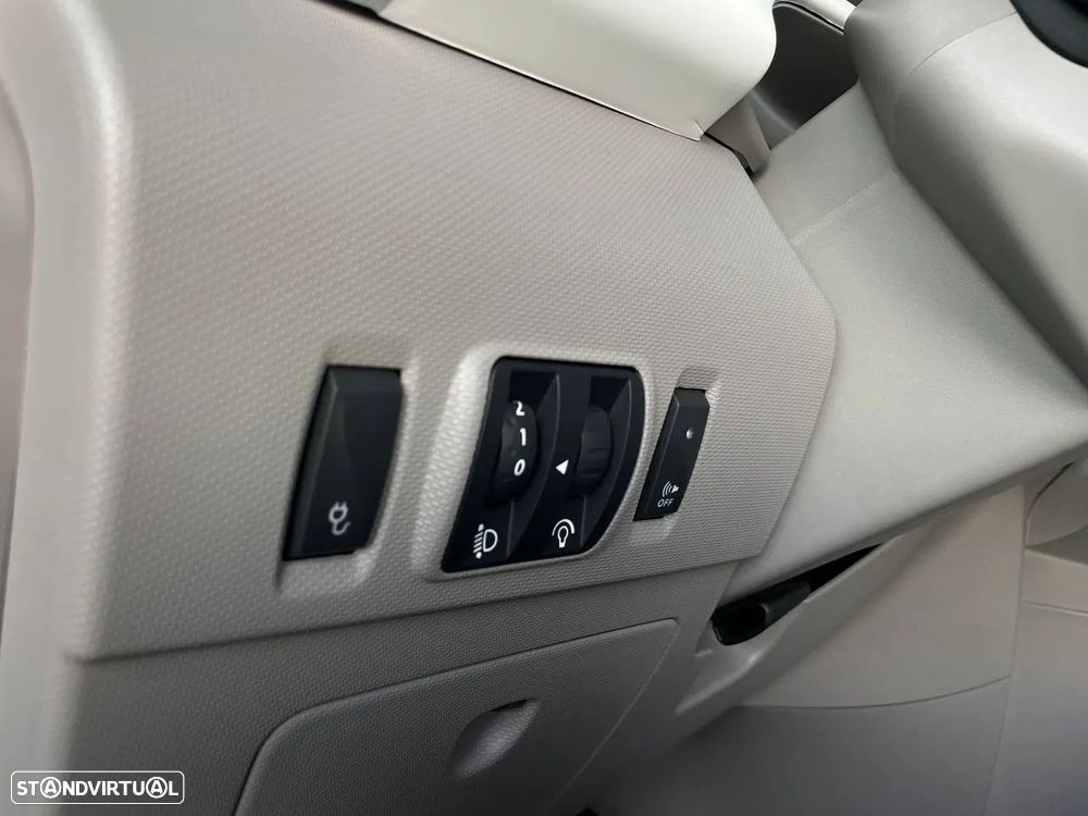 Renault Zoe (c/ Bateria) Intens 40 - 18