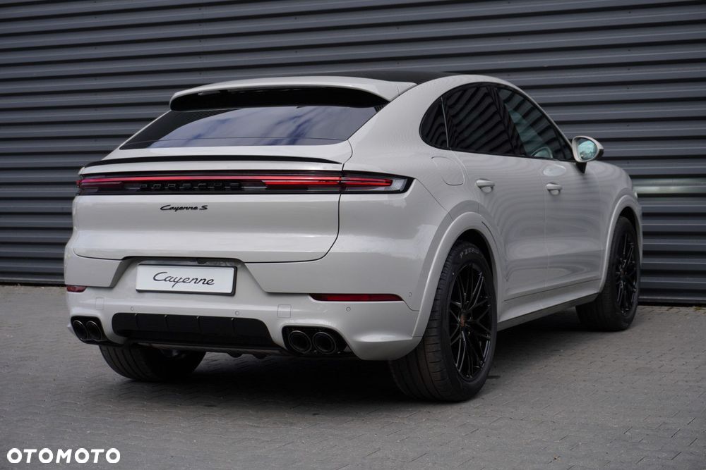 Porsche Cayenne Coupe S - 8