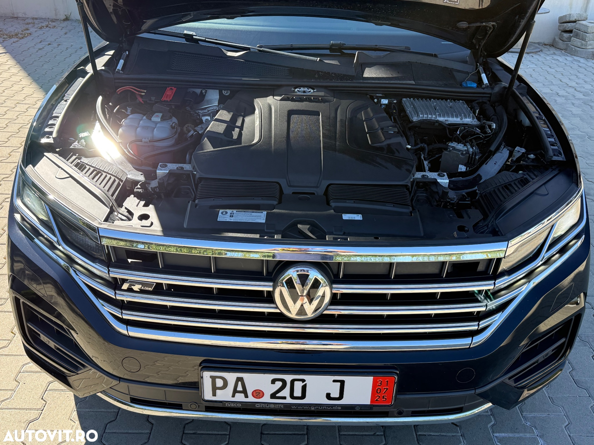 Volkswagen Touareg 3.0 V6 TDI 4Motion DPF Automatik R-Line - 27