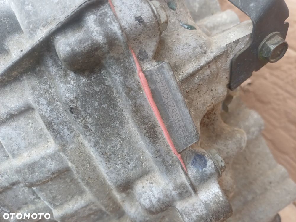 Nissan Note II E12 1.2 automatyczna skrzynia biegów CVT X429A 1.2 Dig-s 98km kompresor - 10