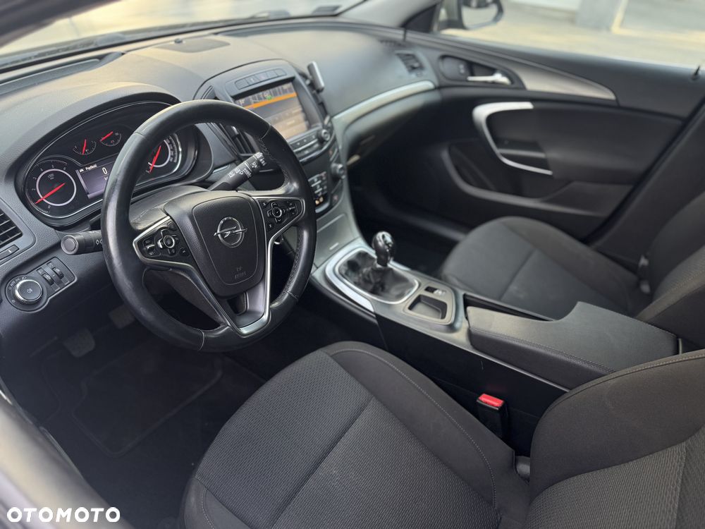 Opel Insignia 2.0 CDTI - 11