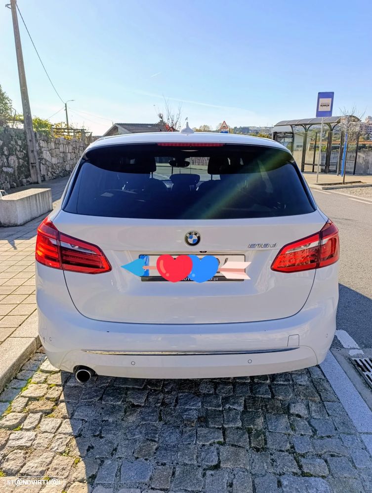 BMW 218 Active Tourer d Line Luxury Auto - 2