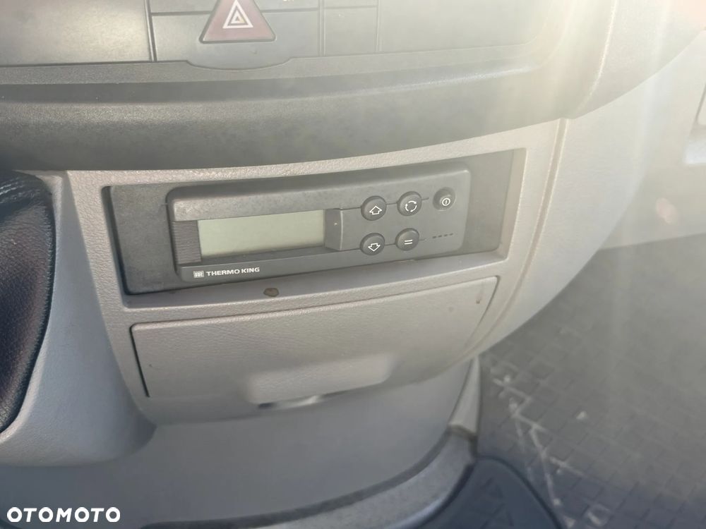 Mercedes-Benz Sprinter - 9